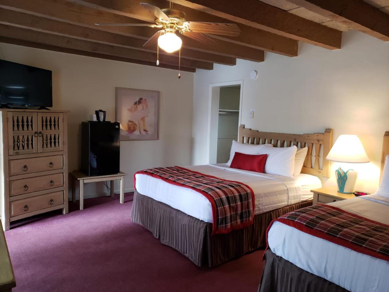 Kachina Lodge Resort And Meeting Center Taos Extérieur photo