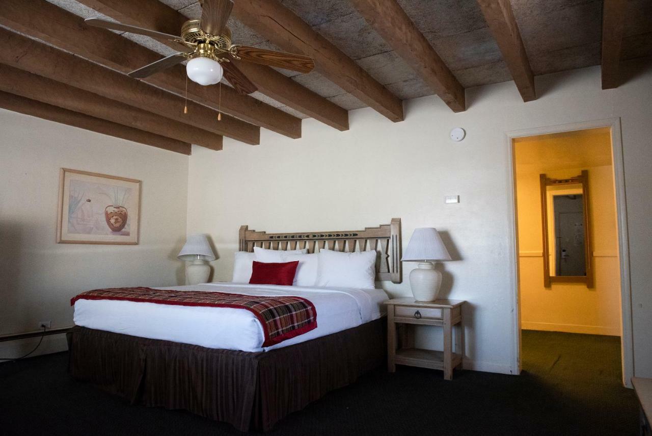 Kachina Lodge Resort And Meeting Center Taos Extérieur photo