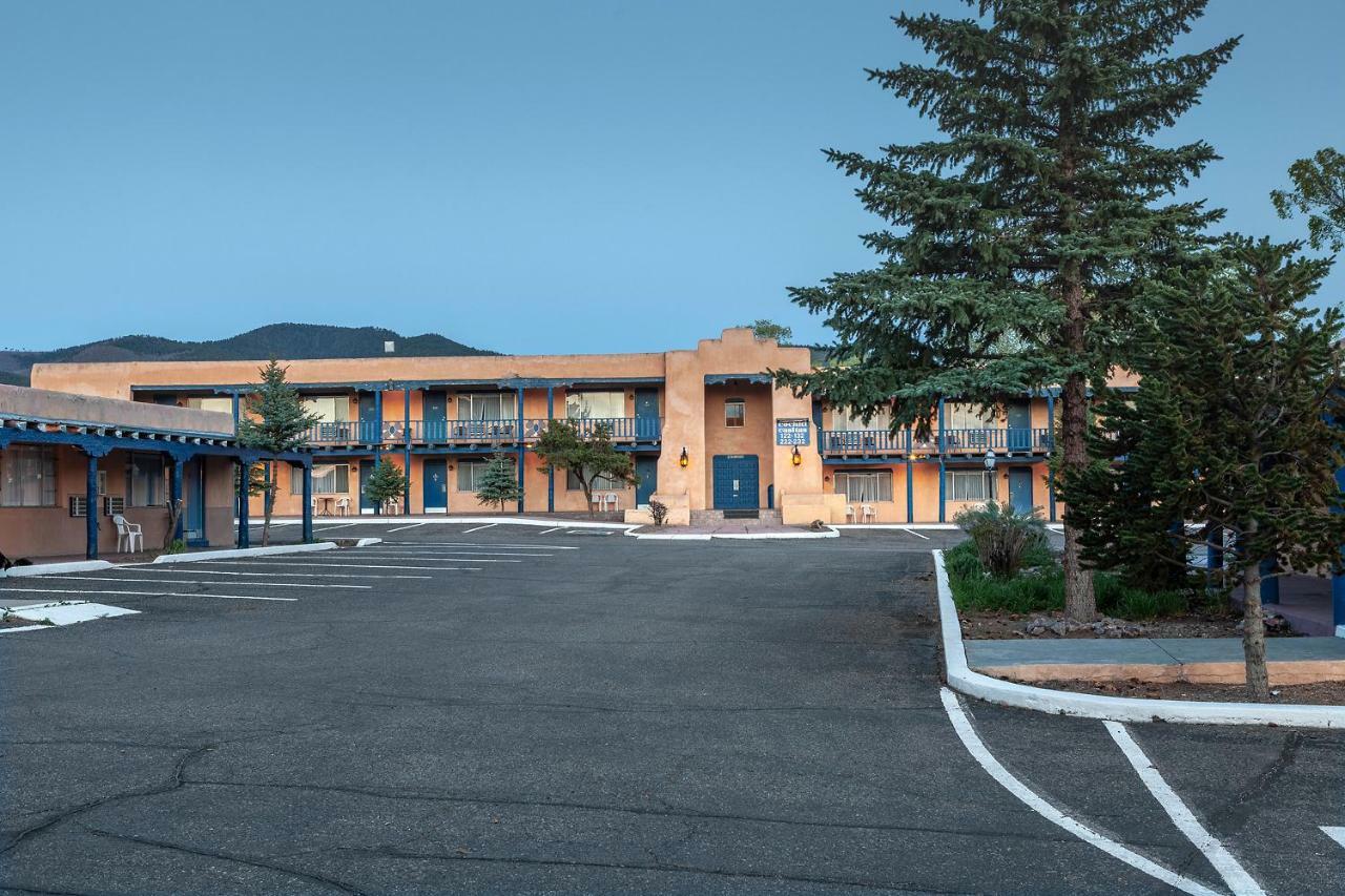Kachina Lodge Resort And Meeting Center Taos Extérieur photo