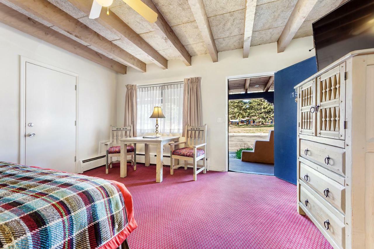 Kachina Lodge Resort And Meeting Center Taos Extérieur photo